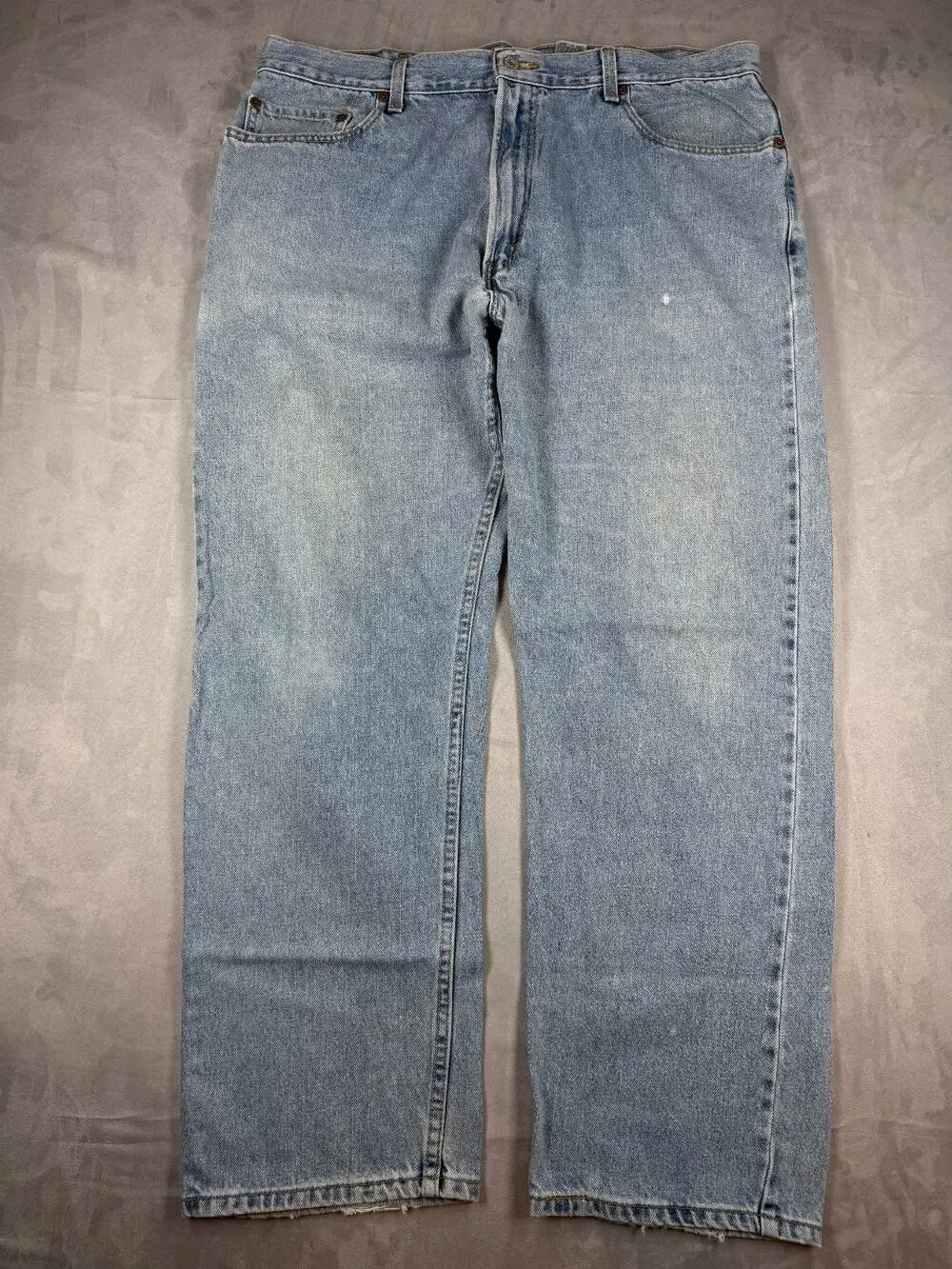 Levi's Men's Vintage 505 Regular Fit Straight Leg Jeans Blue Denim 42 x 32